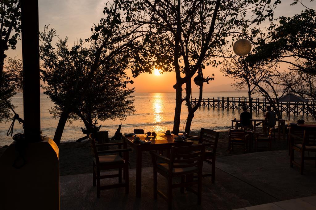 NusaBay Menjangan Banyuwedang Bagian luar foto